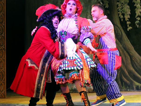 Peter Pan at Aylesbury Waterside Theatre - Visit Buckinghamshire